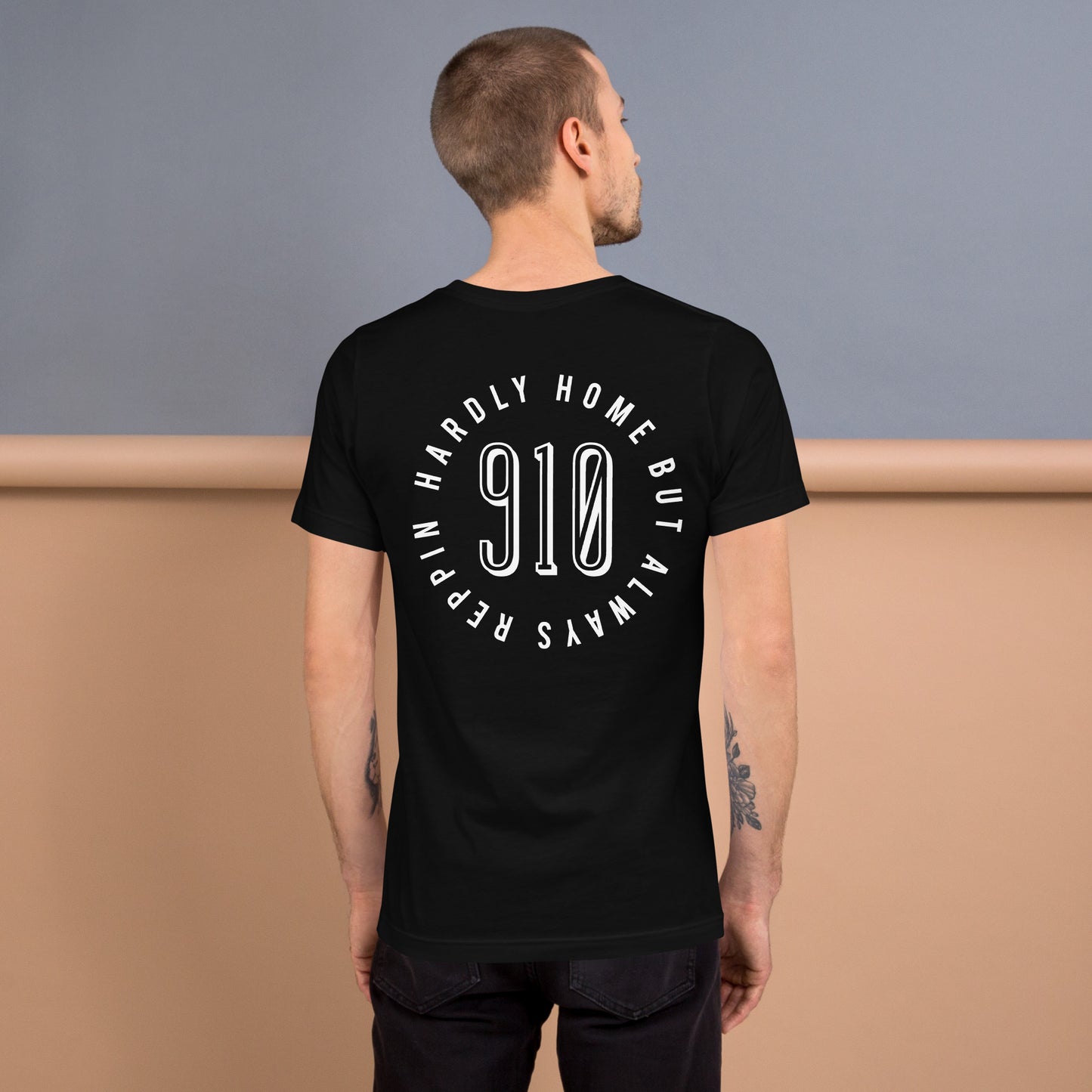 Unisex HARDLY HOME 910 OVAL T-shirt